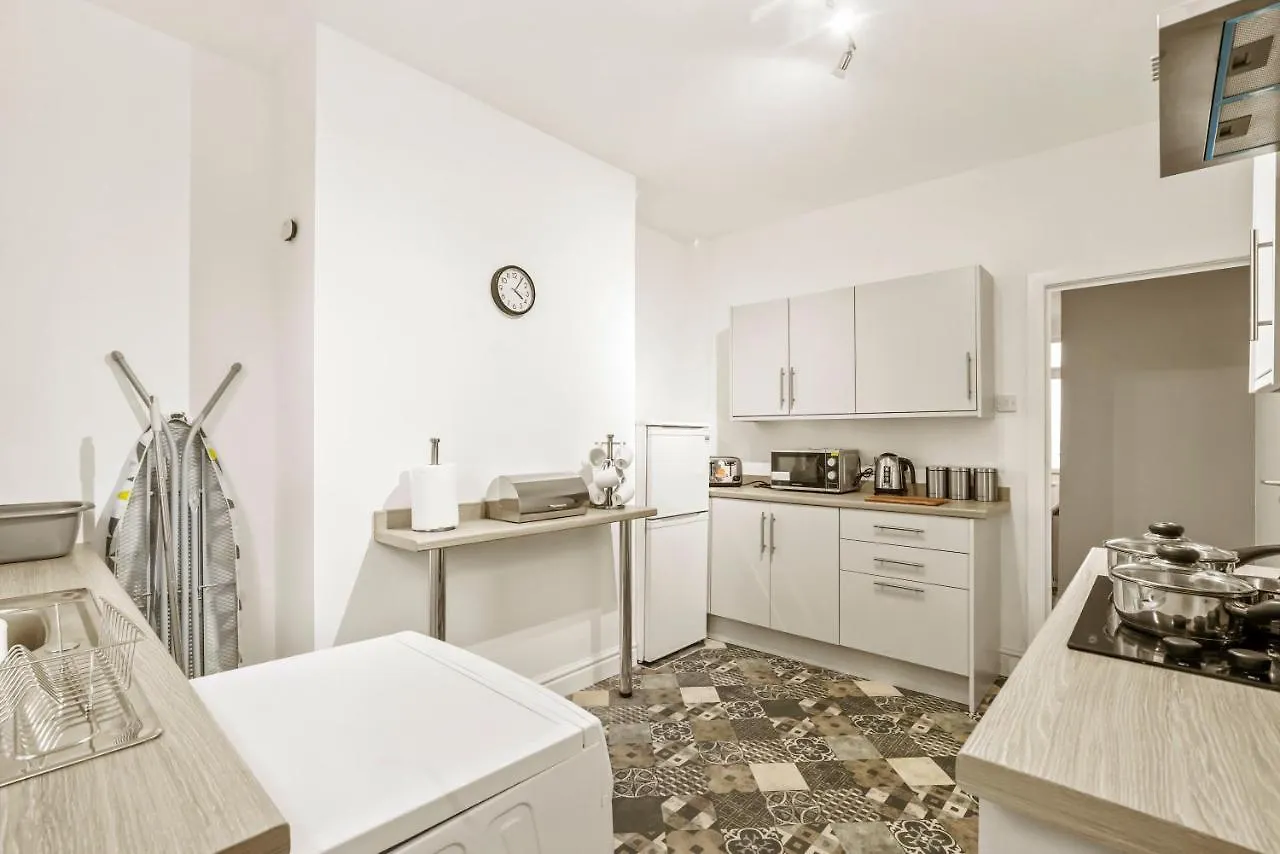 Apartment Lovely 4 Bed House In Yorkshire - Football Table Pontefract